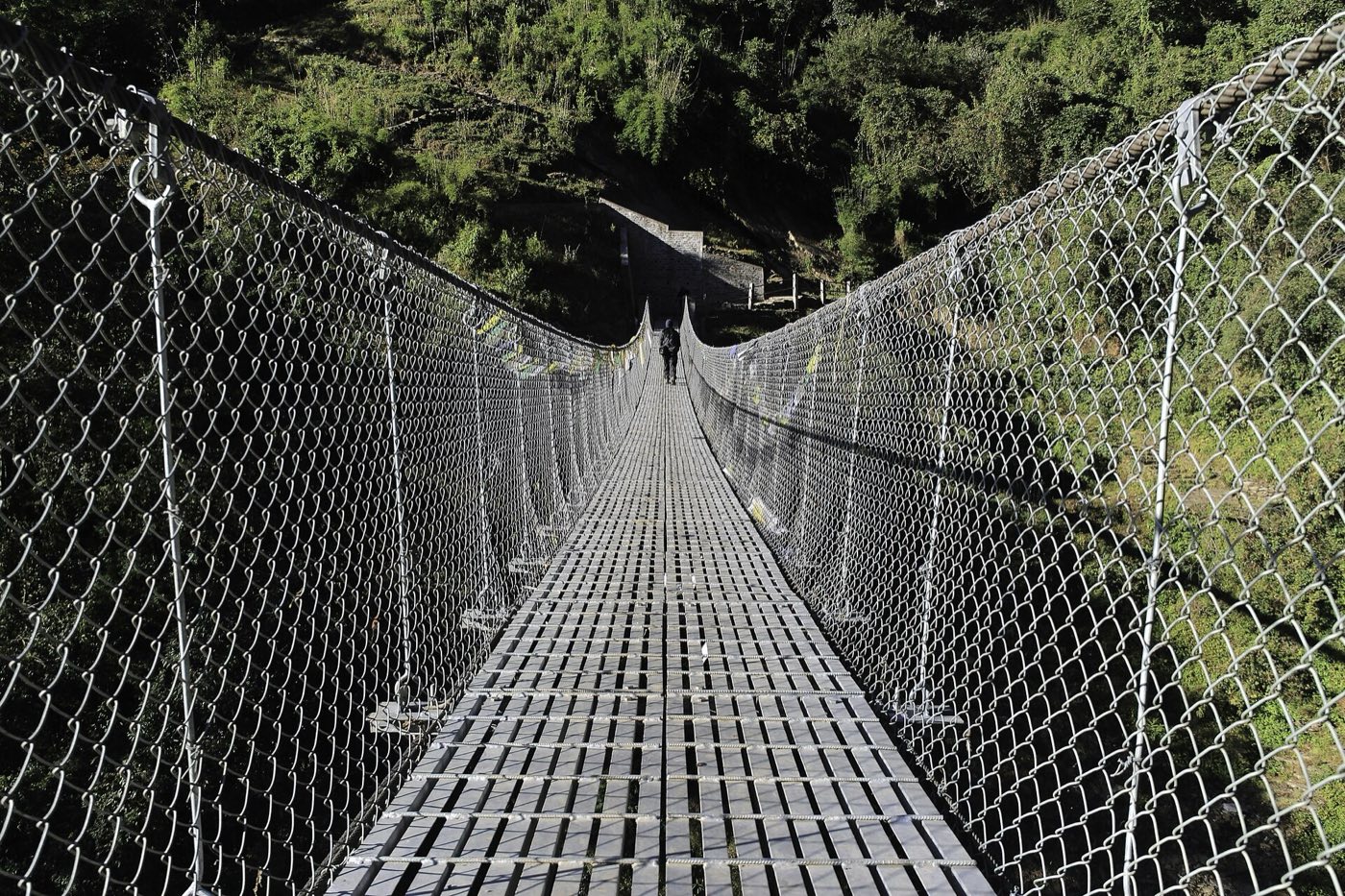 A suspension bridge on the trail to Annapurna Base Camp. Photo: Bijaya2043, CC BY-SA 4.0